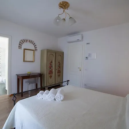 Corte Rondinella Farm stay *