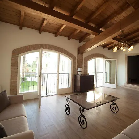Corte Rondinella Farm stay